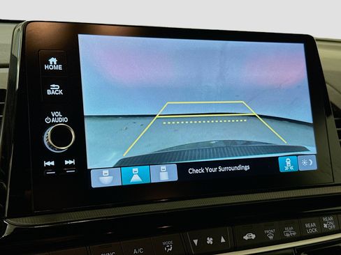 Used 2025 Honda Odyssey Sport-L image 22