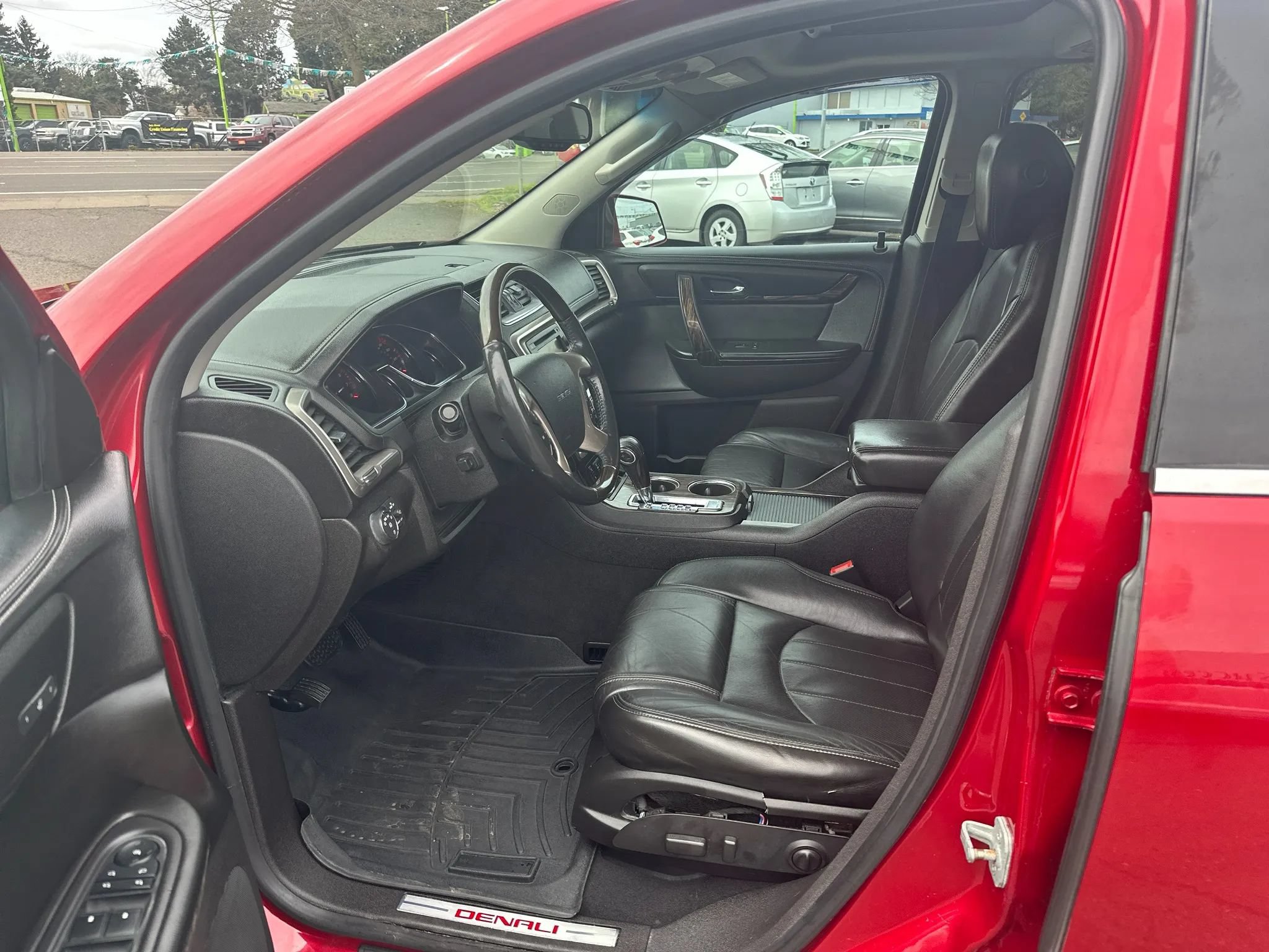 Used 2013 GMC Acadia Denali AWD/4WD image 7