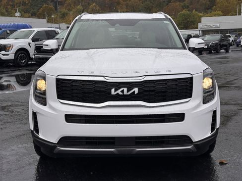 Used 2022 Kia Telluride EX image 36