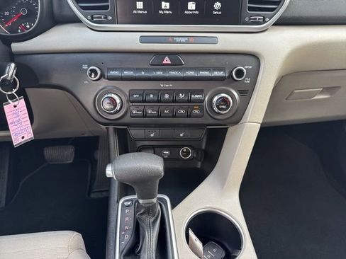 Used 2020 Kia Sportage LX w/ LX Popular Package AWD/4WD image 27