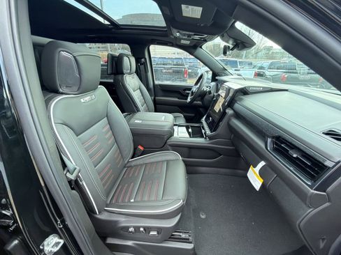 New 2026 GMC Yukon XL AT4 Ultimate image 28