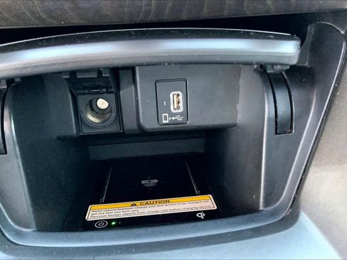 Used 2018 Honda Accord Touring image 31