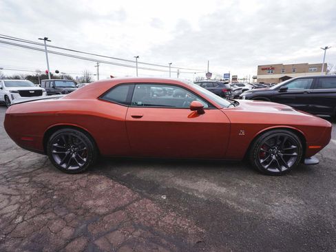 Used 2022 Dodge Challenger R/T Scat Pack image 4