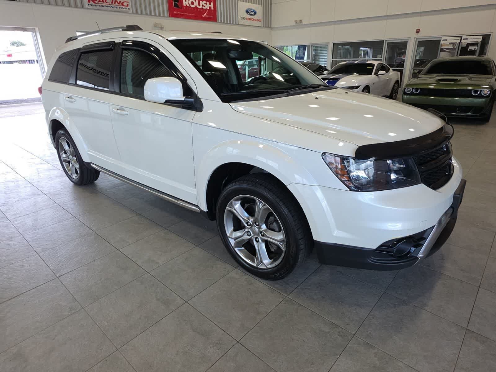 Used 2016 Dodge Journey Crossroad FWD image 4