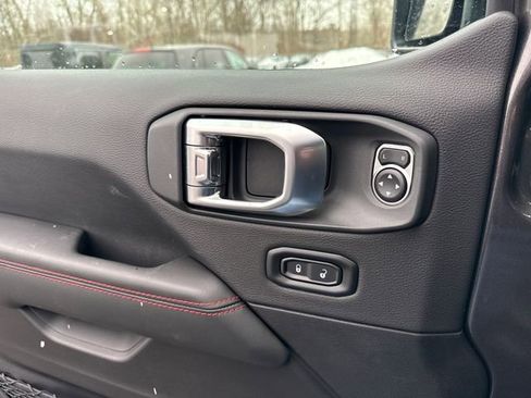 New 2026 Jeep Wrangler Unlimited Rubicon w/ Safety Group image 31