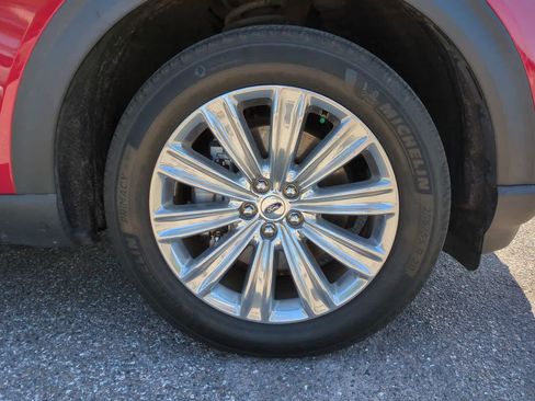 Used 2021 Ford Explorer Limited w/ Hybrid Equipment Group 310A AWD/4WD image 11
