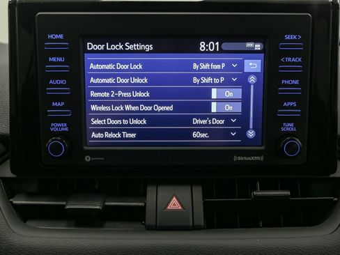 Used 2022 Toyota RAV4 XLE w/ Convenience Package image 30