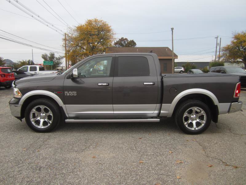 Used 2018 RAM 1500 Laramie AWD/4WD image 5