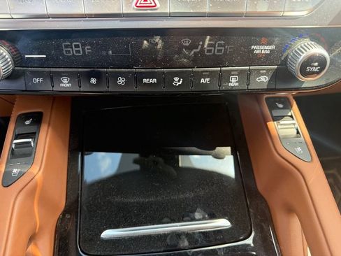 Used 2025 Kia Telluride SX Prestige X-Pro AWD/4WD image 13