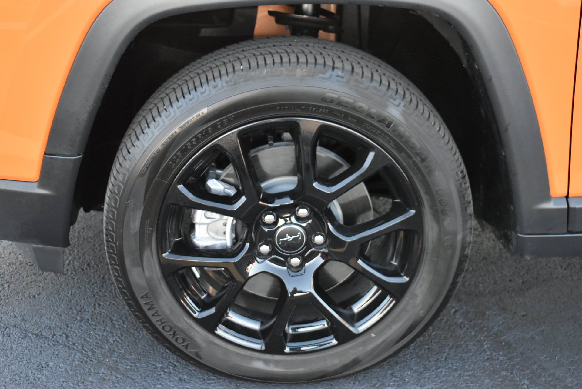 Used 2026 Jeep Compass Latitude AWD/4WD image 10