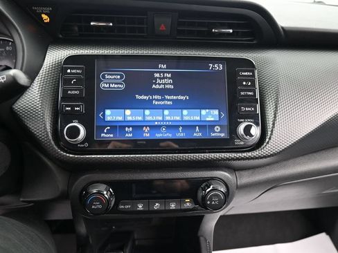 Used 2021 Nissan Kicks SV FWD image 19