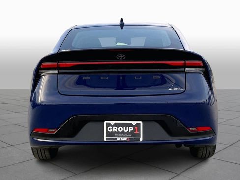 Certified 2024 Toyota Prius LE image 4