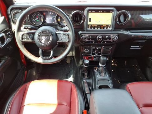 Used 2023 Jeep Wrangler Unlimited Rubicon 4xe AWD/4WD image 20