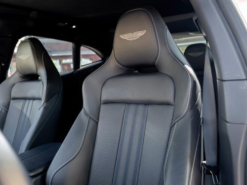 Used 2025 Aston Martin DBX 707 image 12