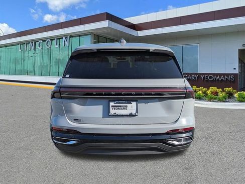 New 2026 Lincoln Nautilus Premier AWD/4WD image 5