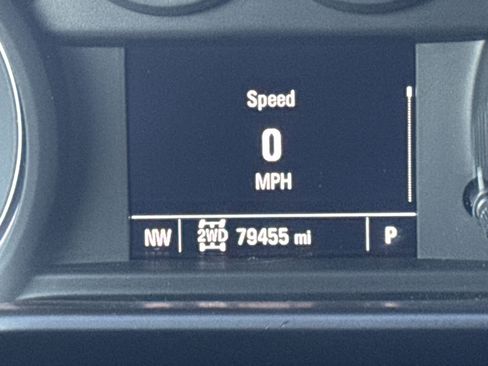 Used 2020 Chevrolet Silverado 2500 Custom w/ Custom Value Package image 21