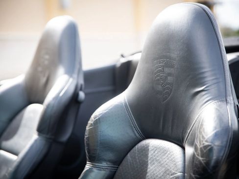 Used 2004 Porsche 911 Carrera 4S image 19