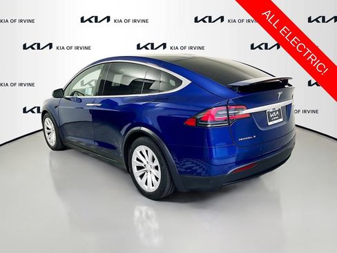 Used 2018 Tesla Model X 75D AWD/4WD image 5