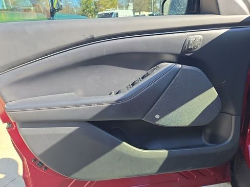 Used 2021 Ford Mustang Mach-E Premium image 8