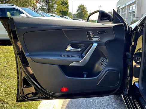 Certified 2023 Mercedes-Benz CLA 250 4MATIC image 18