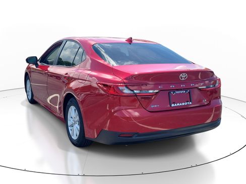 Certified 2025 Toyota Camry LE FWD image 4