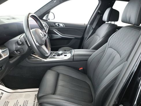 Used 2024 BMW X7 M60i w/ Executive Package image 19