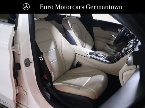 Used 2018 Mercedes-Benz C 300 4MATIC Sedan image 52