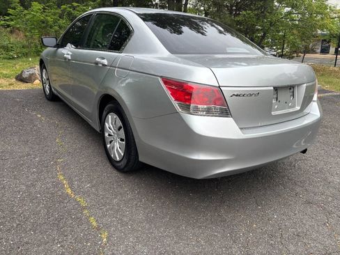Used 2010 Honda Accord LX image 7
