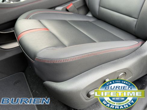 New 2026 Chevrolet Traverse RS image 13