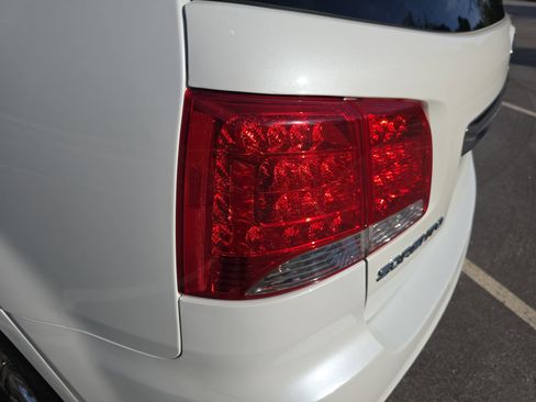 Used 2012 Kia Sorento SX w/ SX Premium Pkg image 37