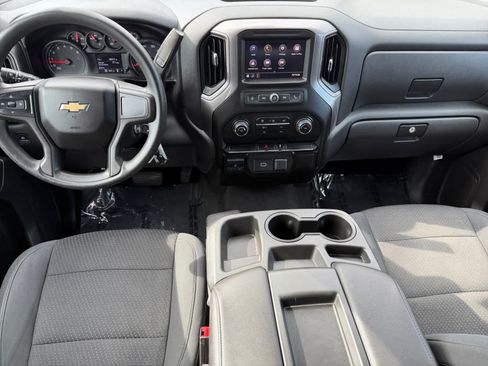 Used 2020 Chevrolet Silverado 1500 Custom w/ Trailering Package AWD/4WD image 10