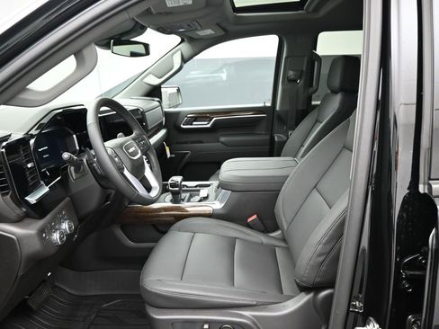 New 2026 GMC Sierra 1500 Elevation w/ Elevation Premium Package image 9