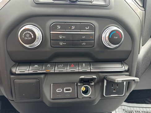 New 2025 GMC Sierra 1500 Pro w/ Graphite Edition image 17