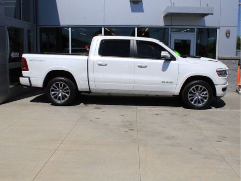 Used 2021 RAM 1500 Laramie w/ Sport Appearance Package AWD/4WD image 4