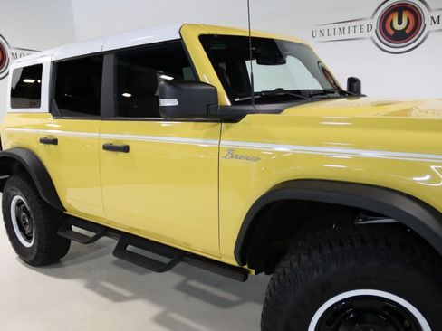 Used 2023 Ford Bronco Heritage Edition AWD/4WD image 7