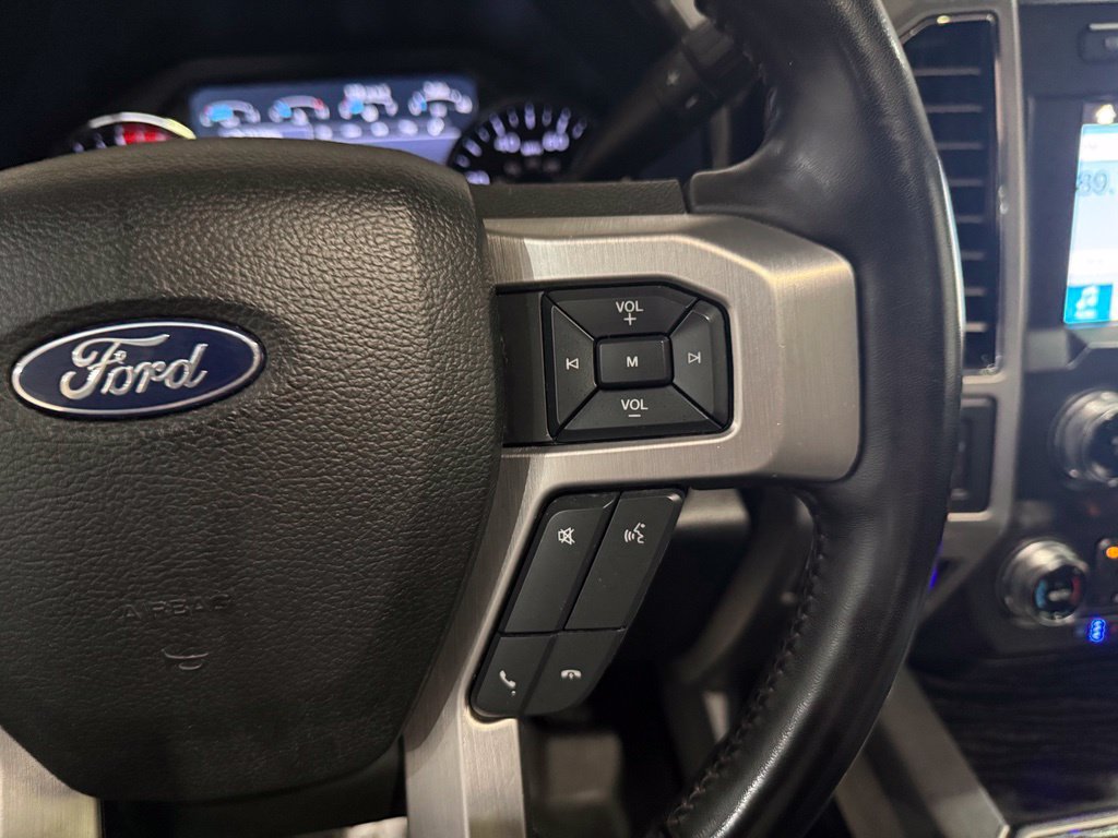 Used 2019 Ford F250 Platinum w/ Platinum Ultimate Package AWD/4WD image 16