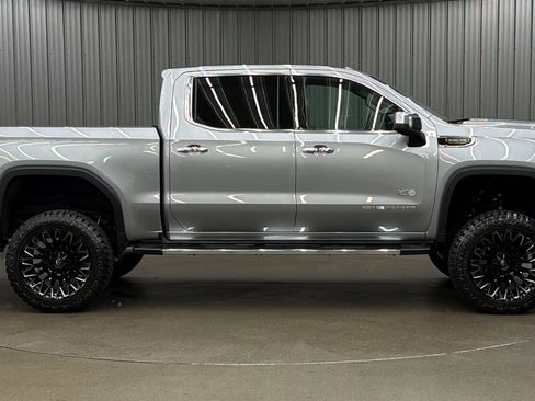 Used 2026 GMC Sierra 1500 SLT w/ SLT Premium Plus Package AWD/4WD image 6