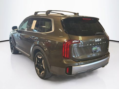 Used 2025 Kia Telluride S AWD/4WD image 5