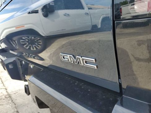 New 2026 GMC Hummer EV 4x4 Crew Cab image 7