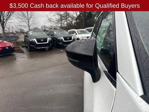 New 2026 Nissan Pathfinder Platinum image 38