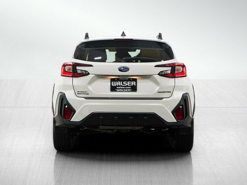 Used 2024 Subaru Crosstrek 2.0i Premium image 4