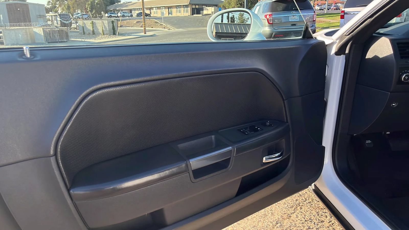 Used 2013 Dodge Challenger SXT RWD image 9