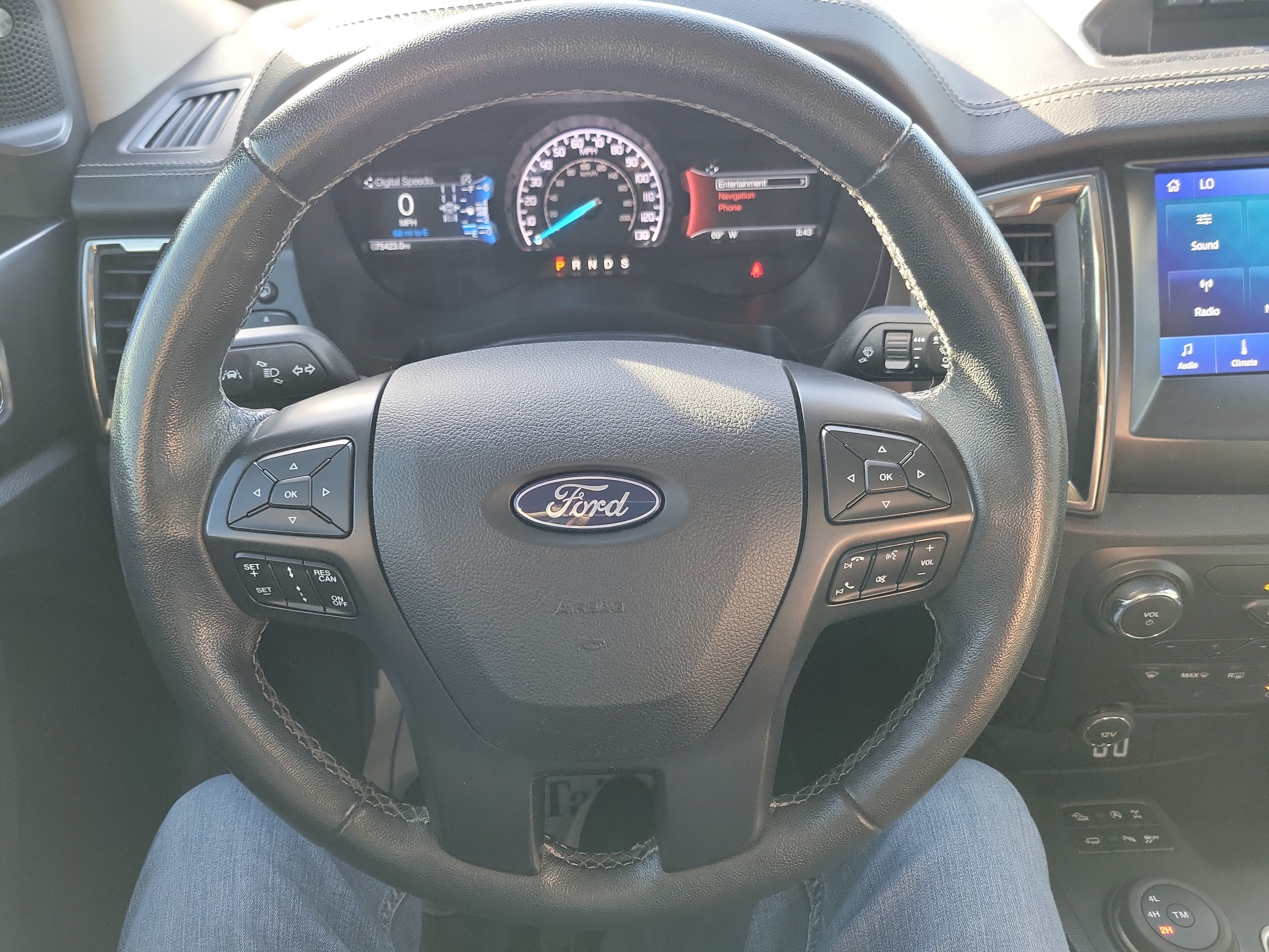 Used 2021 Ford Ranger Lariat w/ Tremor Off-Road Package AWD/4WD image 28
