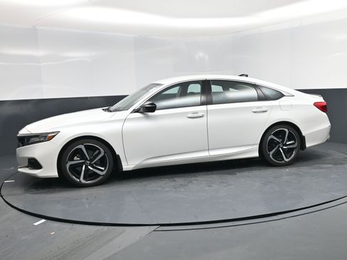 Used 2022 Honda Accord Sport Special Edition image 3