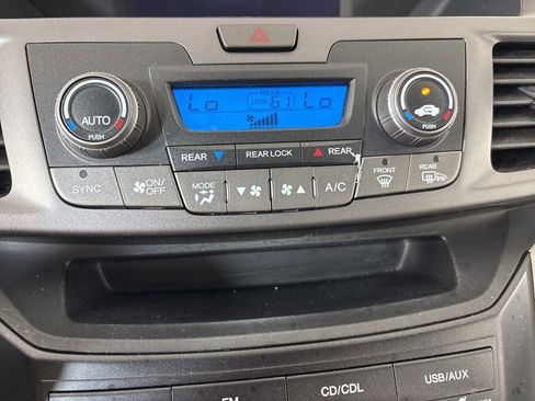 Used 2013 Honda Odyssey EX image 31