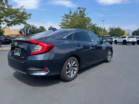 Used 2018 Honda Civic EX image 4