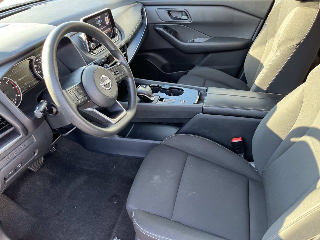 Used 2024 Nissan Rogue S FWD image 25