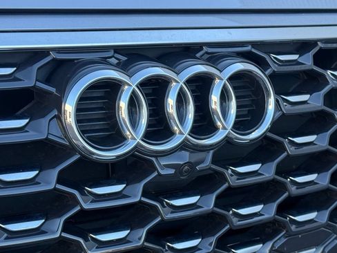 Used 2025 Audi Q5 2.0T Premium Plus w/ Premium Plus Package AWD/4WD image 41