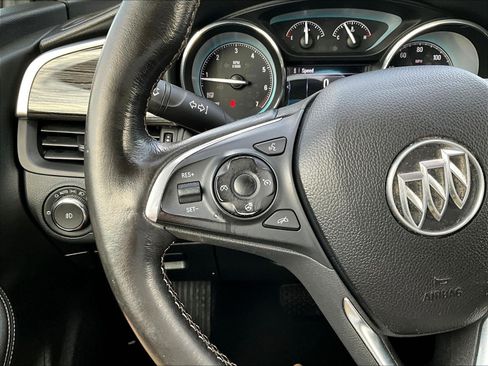 Used 2017 Buick Envision Essence AWD/4WD image 11