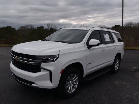 Certified 2023 Chevrolet Tahoe LS image 2